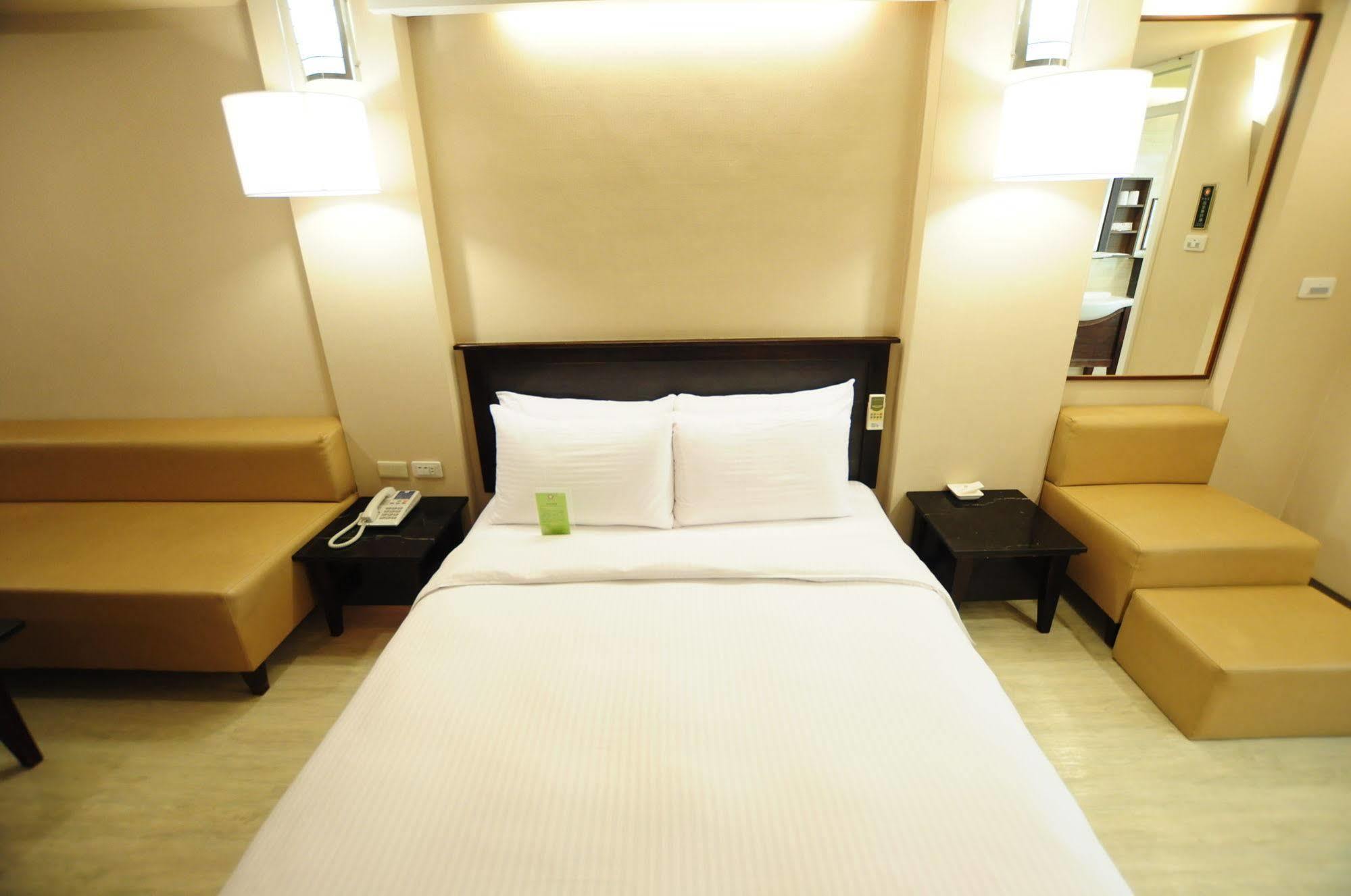 Kindness Xin Jue Jiang Hotel Kaohsiung Exterior photo